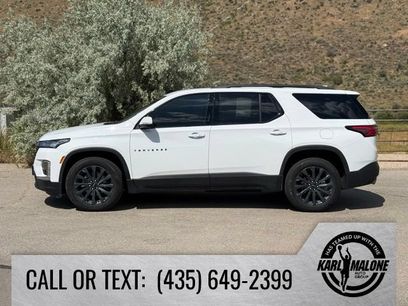 Used 2023 Chevrolet Traverse RS