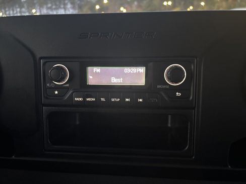 Used 2023 Mercedes-Benz Sprinter 144 Cargo image 30