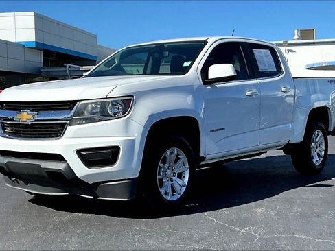 Used 2020 Chevrolet Colorado LT image 2
