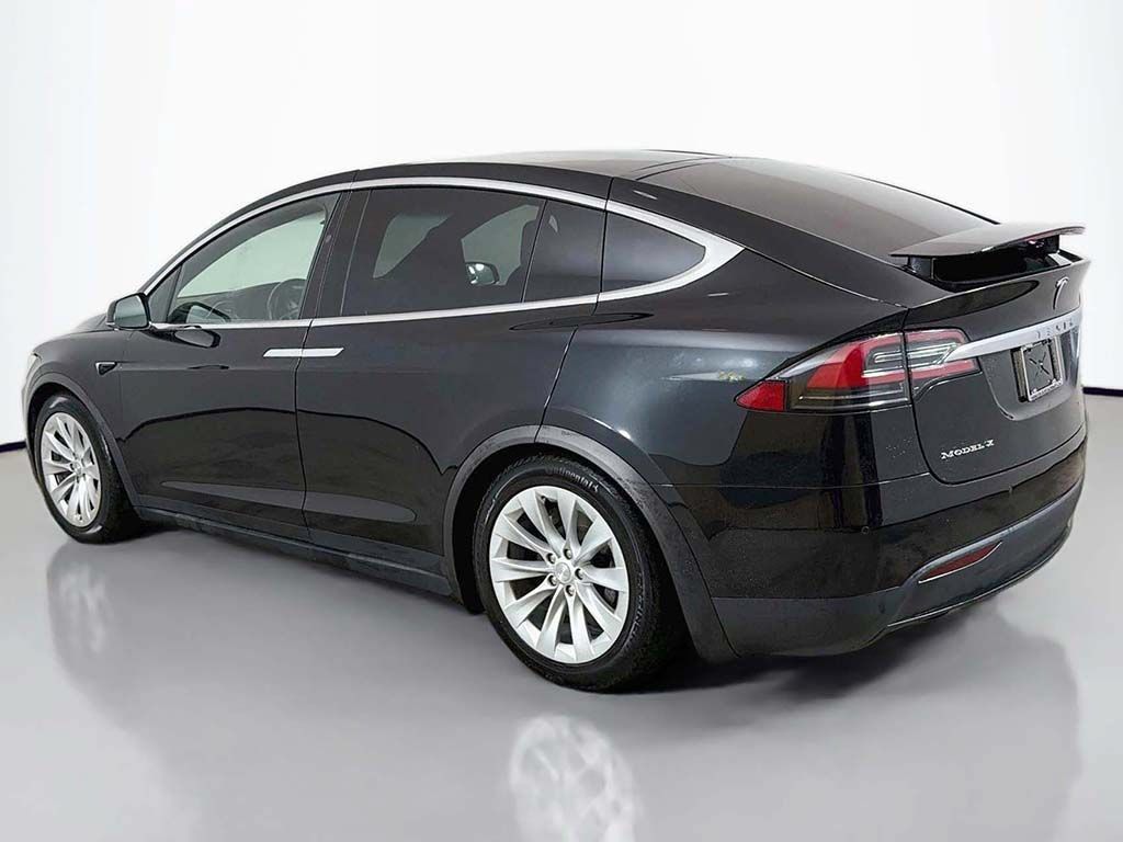 Used 2017 Tesla Model X 90D AWD/4WD image 12