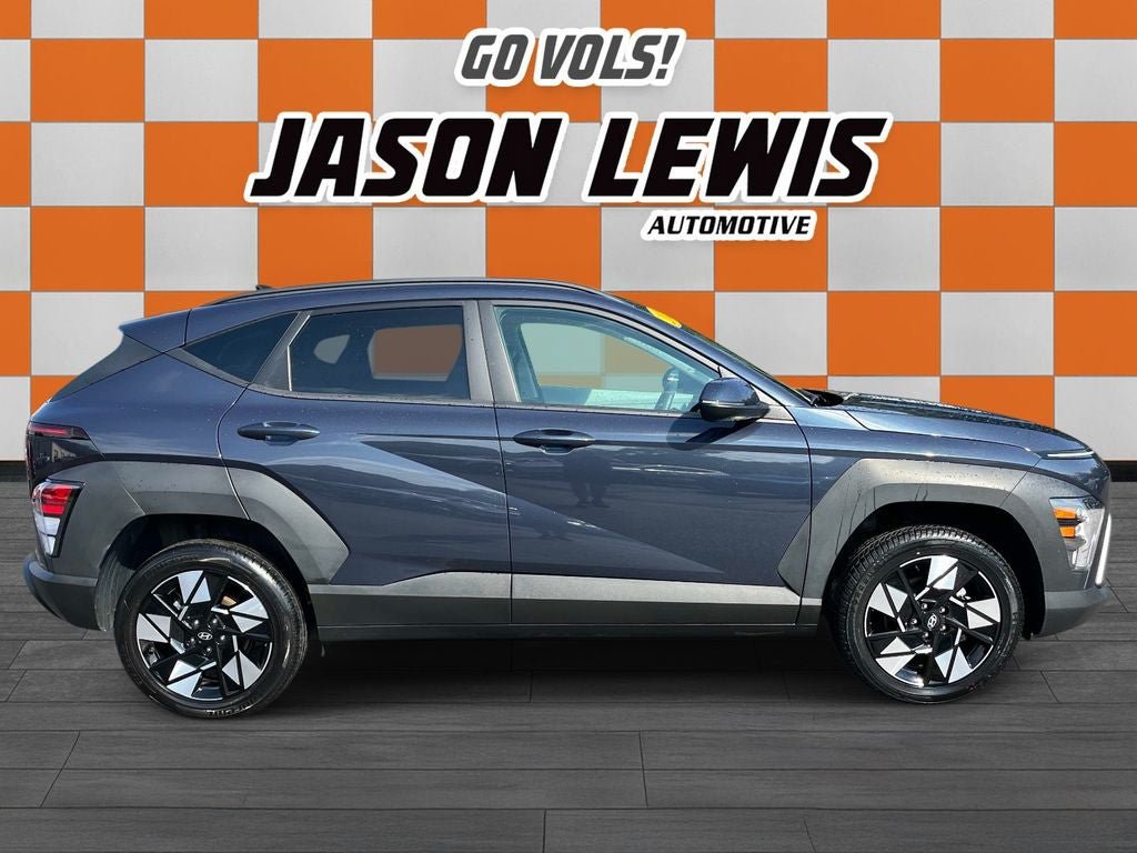 Used 2025 Hyundai Kona SEL AWD/4WD image 2