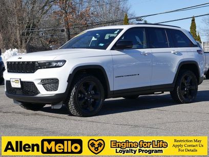 Used 2023 Jeep Grand Cherokee Altitude