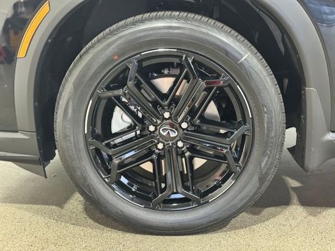 New 2026 INFINITI QX60 Sport image 8