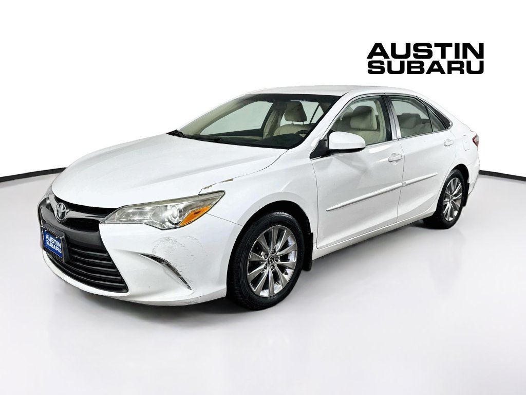 Used 2015 Toyota Camry XLE FWD image 3