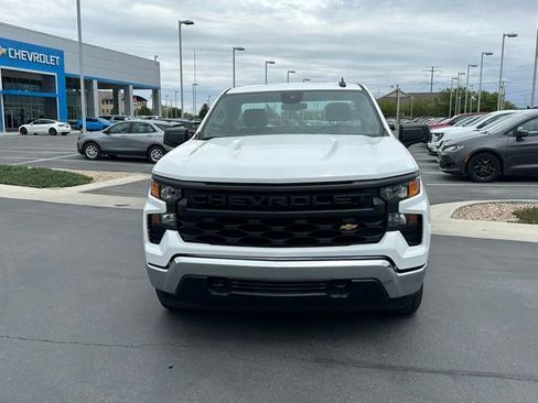 Certified 2025 Chevrolet Silverado 1500 W/T RWD image 26