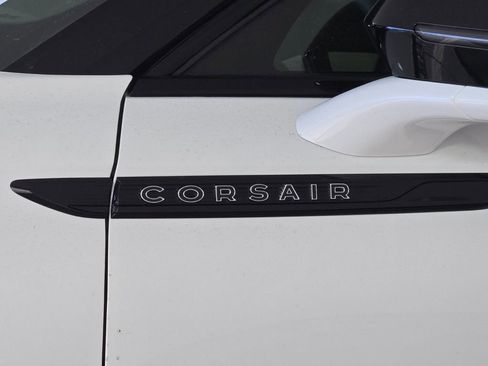 New 2026 Lincoln Corsair Premiere image 6