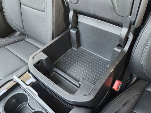 New 2026 GMC Yukon Denali image 38