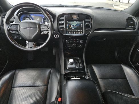 Used 2021 Chrysler 300 S w/ S Model Appearance Package RWD image 12