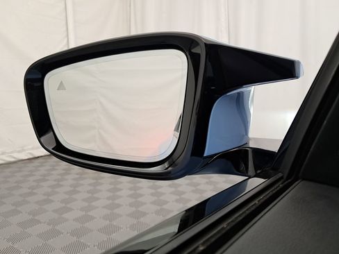 Used 2024 BMW M2 w/ Lighting Package image 19