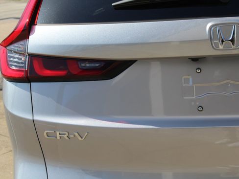 Used 2026 Honda CR-V LX image 5