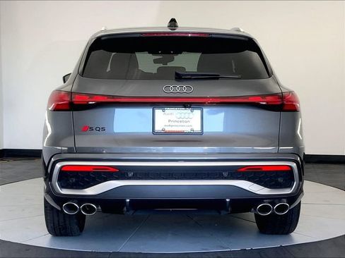 New 2026 Audi SQ5 Prestige AWD/4WD image 2