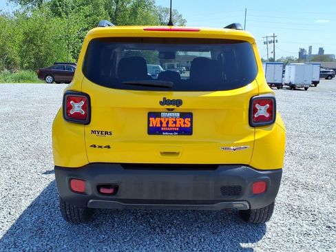 Used 2018 Jeep Renegade Trailhawk w/ Cold Weather Group II AWD/4WD image 12