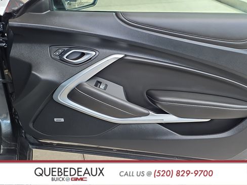 Used 2018 Chevrolet Camaro SS RWD image 25