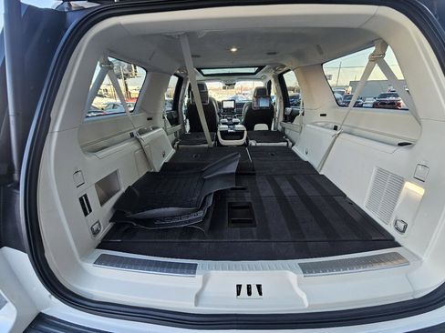 Used 2018 Lincoln Navigator L Black Label w/ Cargo Package image 17