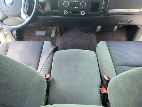 Used 2009 Chevrolet Silverado 1500 LT w/ Regional Value Package RWD image 35