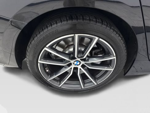 Used 2021 BMW 330i xDrive Sedan w/ Driving Assistance Package AWD/4WD image 84