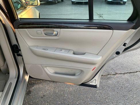 Used 2008 Cadillac DTS 1SH image 15