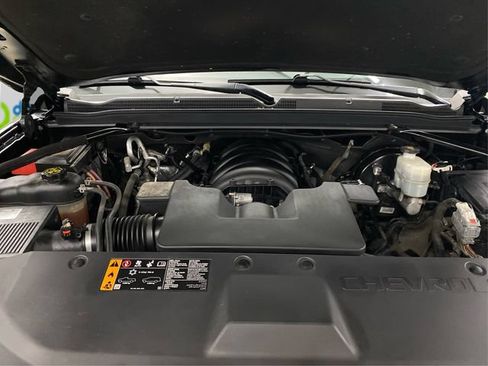 Used 2019 Chevrolet Tahoe LS w/ Enhanced Driver Alert Package AWD/4WD image 11