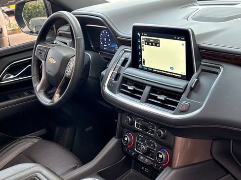 Used 2023 Chevrolet Suburban High Country image 33