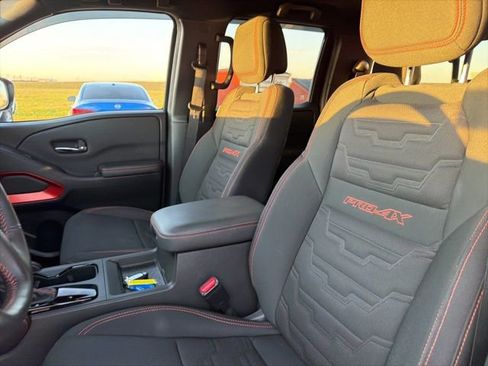 Used 2024 Nissan Frontier PRO-4X w/ Technology Package image 18