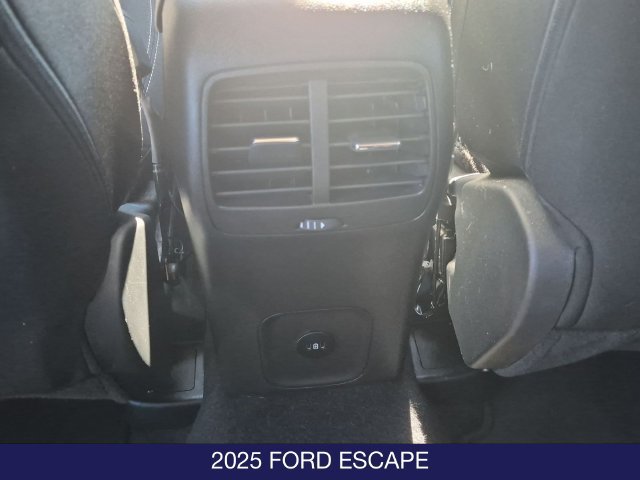 Used 2025 Ford Escape Active FWD image 17