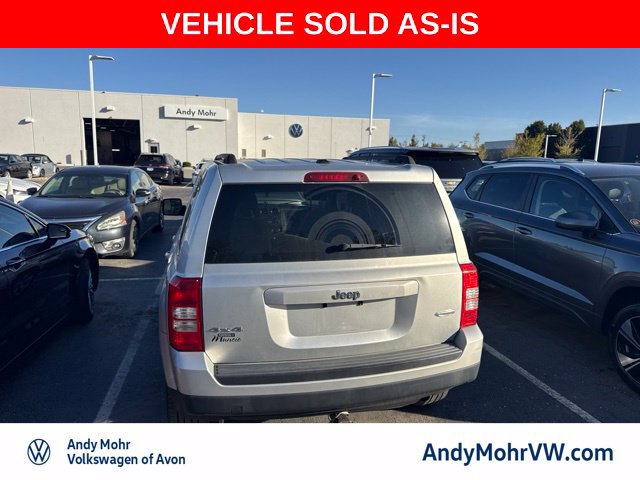 Used 2014 Jeep Patriot Latitude w/ Sun/Sound Group AWD/4WD image 4