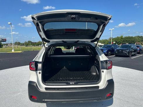 Used 2025 Subaru Outback Premium w/ Popular Package #1A AWD/4WD image 9