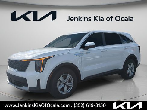 New 2026 Kia Sorento LX FWD image 6