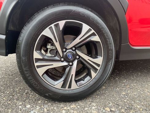 Used 2024 Subaru Crosstrek 2.0i Premium image 31