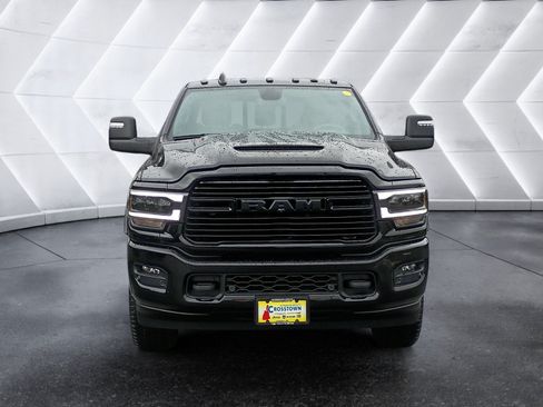 Used 2024 RAM 3500 Laramie w/ Night Edition AWD/4WD image 9