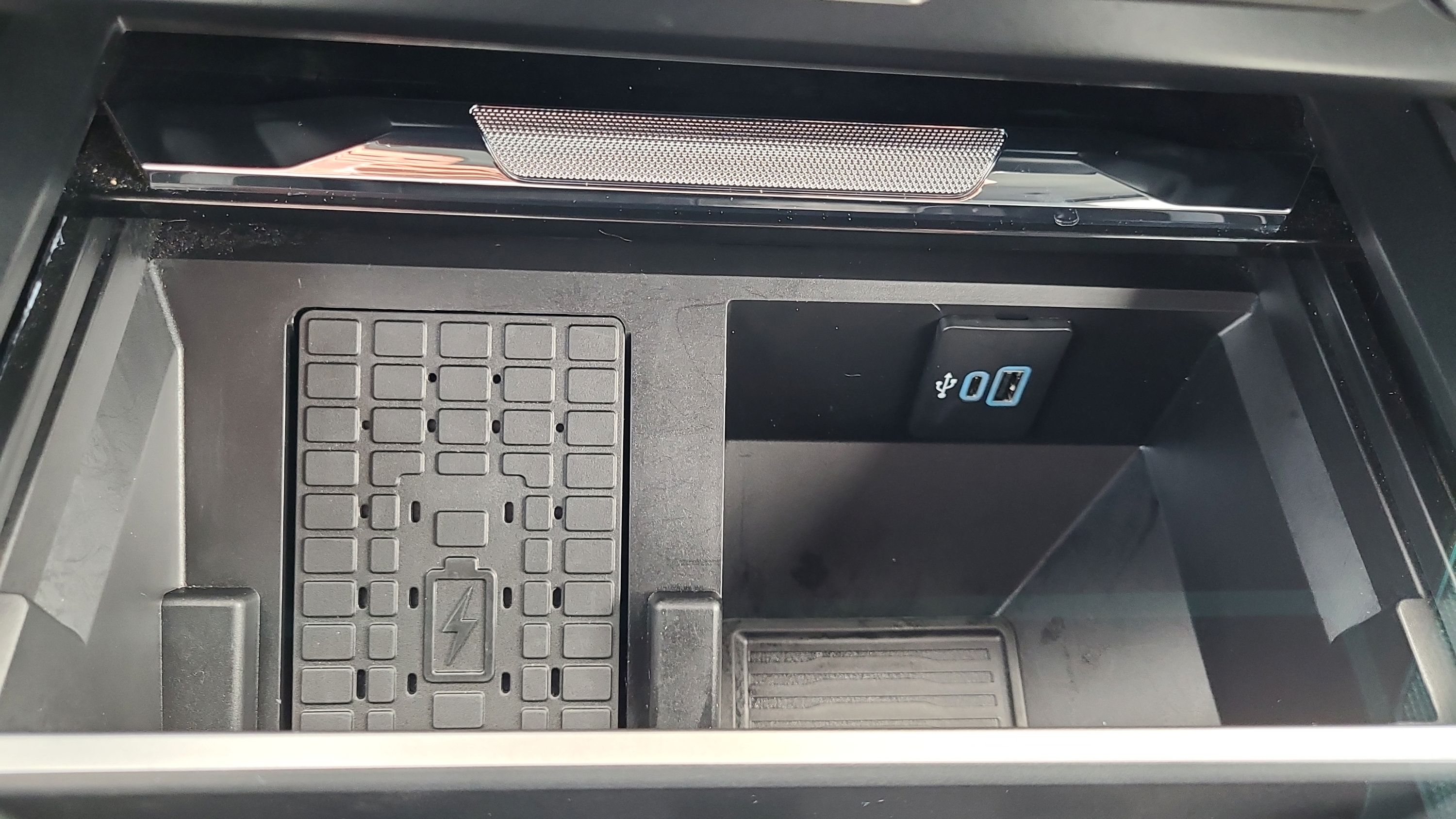 Used 2024 Ford F250 Lariat w/ Lariat Ultimate Package AWD/4WD image 27