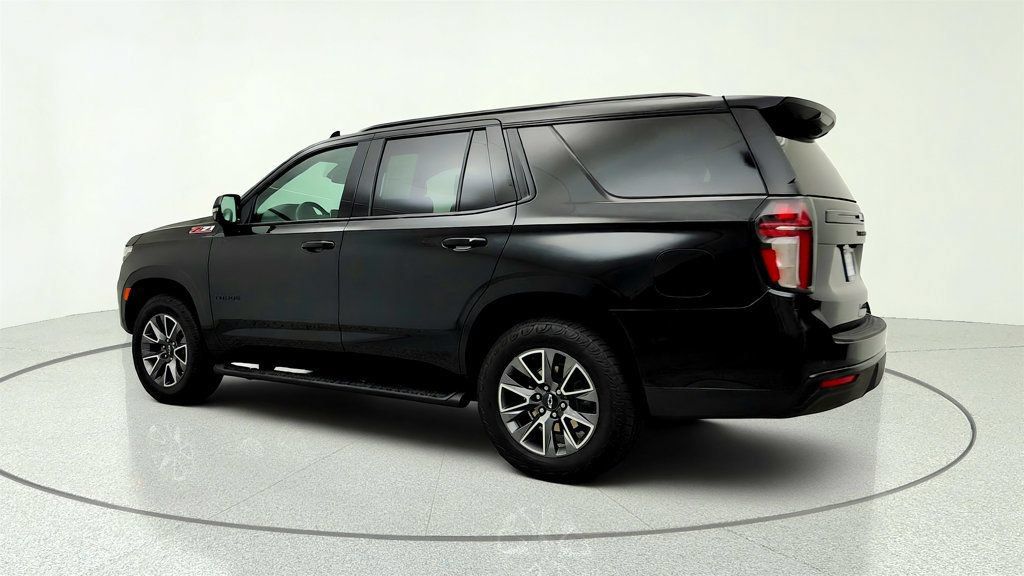Used 2023 Chevrolet Tahoe Z71 w/ Luxury Package AWD/4WD image 7