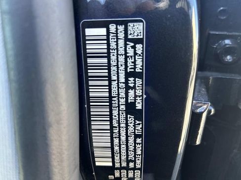 Used 2018 Alfa Romeo Stelvio Ti image 28