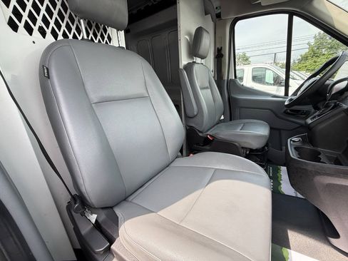 Used 2019 Ford Transit 250 148 Medium Roof RWD image 24
