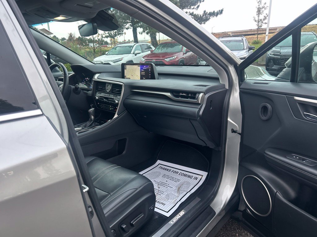 Used 2018 Lexus RX 450h AWD w/ Luxury Package image 11