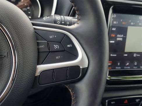 Used 2018 Jeep Compass Limited w/ Navigation Group image 20