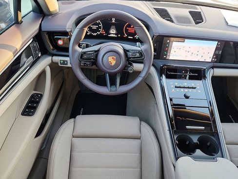 New 2026 Porsche Panamera 4 image 10