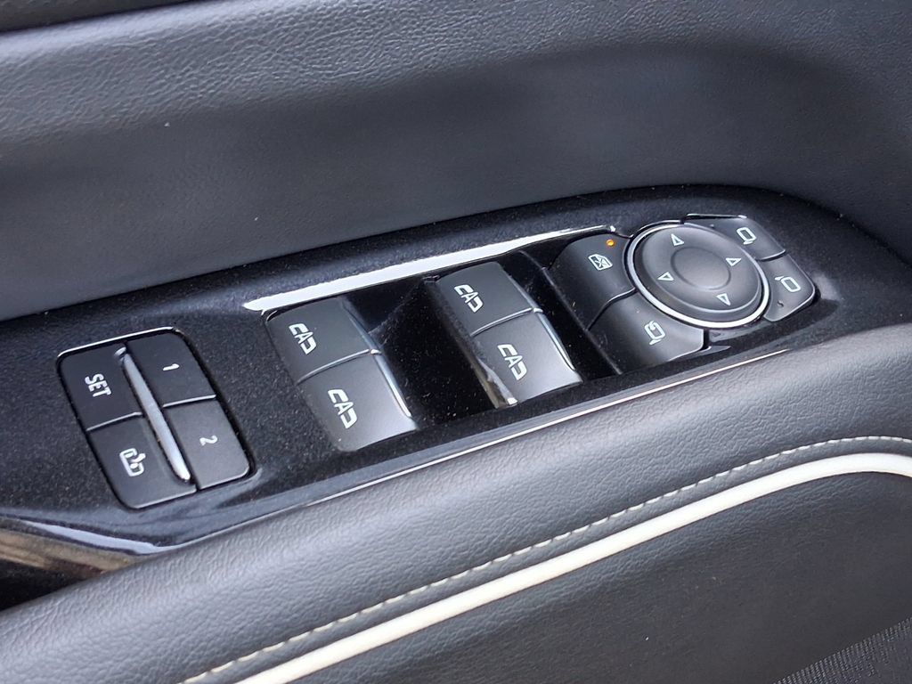 Used 2021 Cadillac Escalade Sport w/ Driver Assist Tech Package RWD image 18