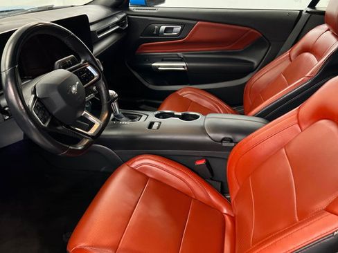 Used 2025 Ford Mustang Premium RWD image 14