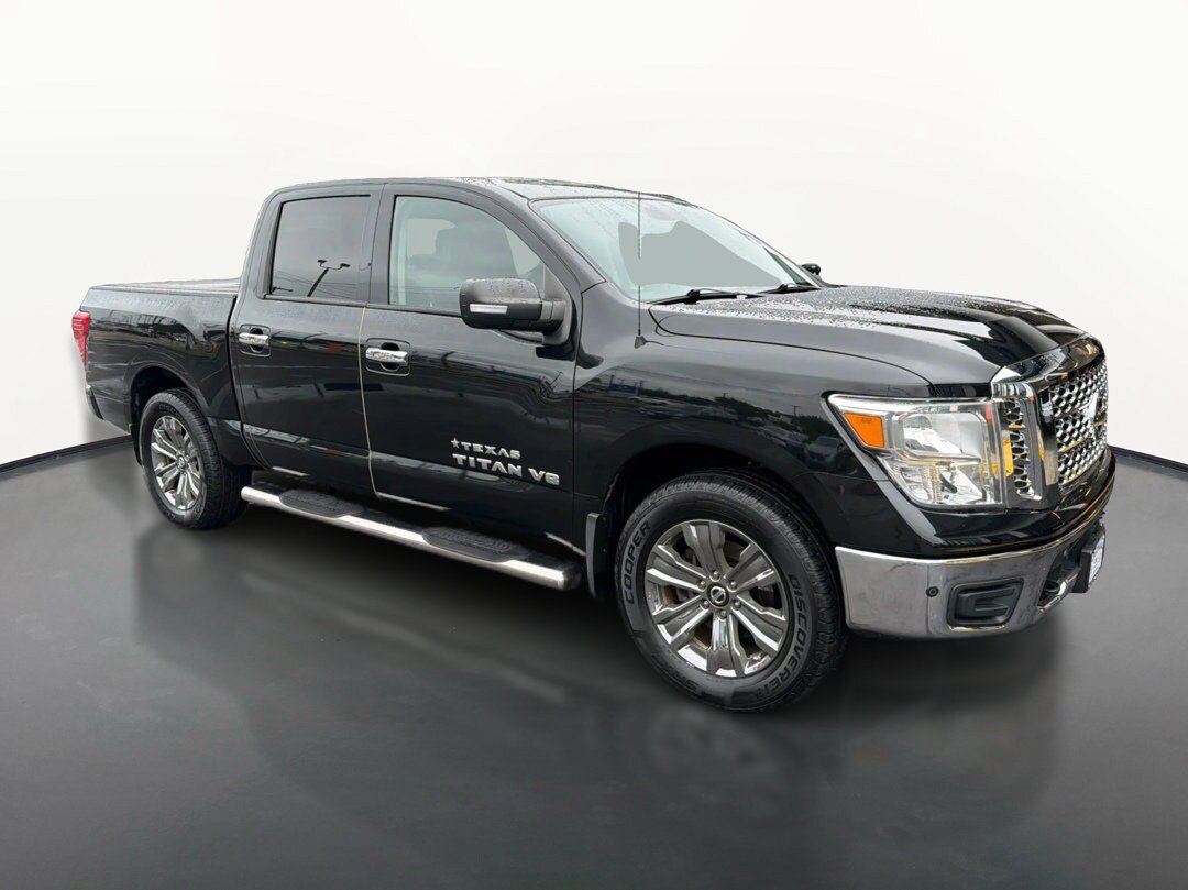 Used 2019 Nissan Titan SV w/ SV Convenience Package AWD/4WD image 4