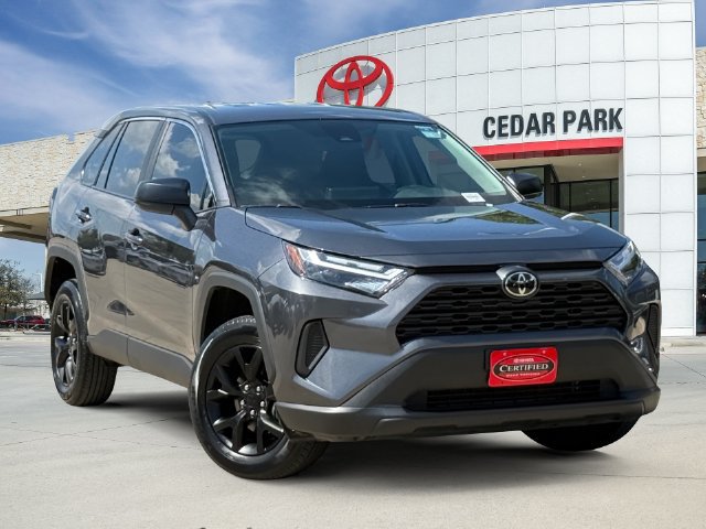 Used 2025 Toyota RAV4 LE FWD image 1
