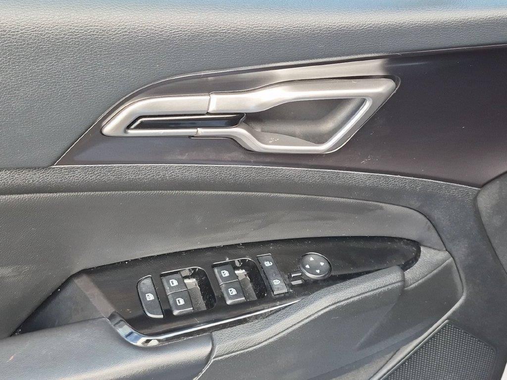 Certified 2023 Kia Sportage EX AWD/4WD image 10