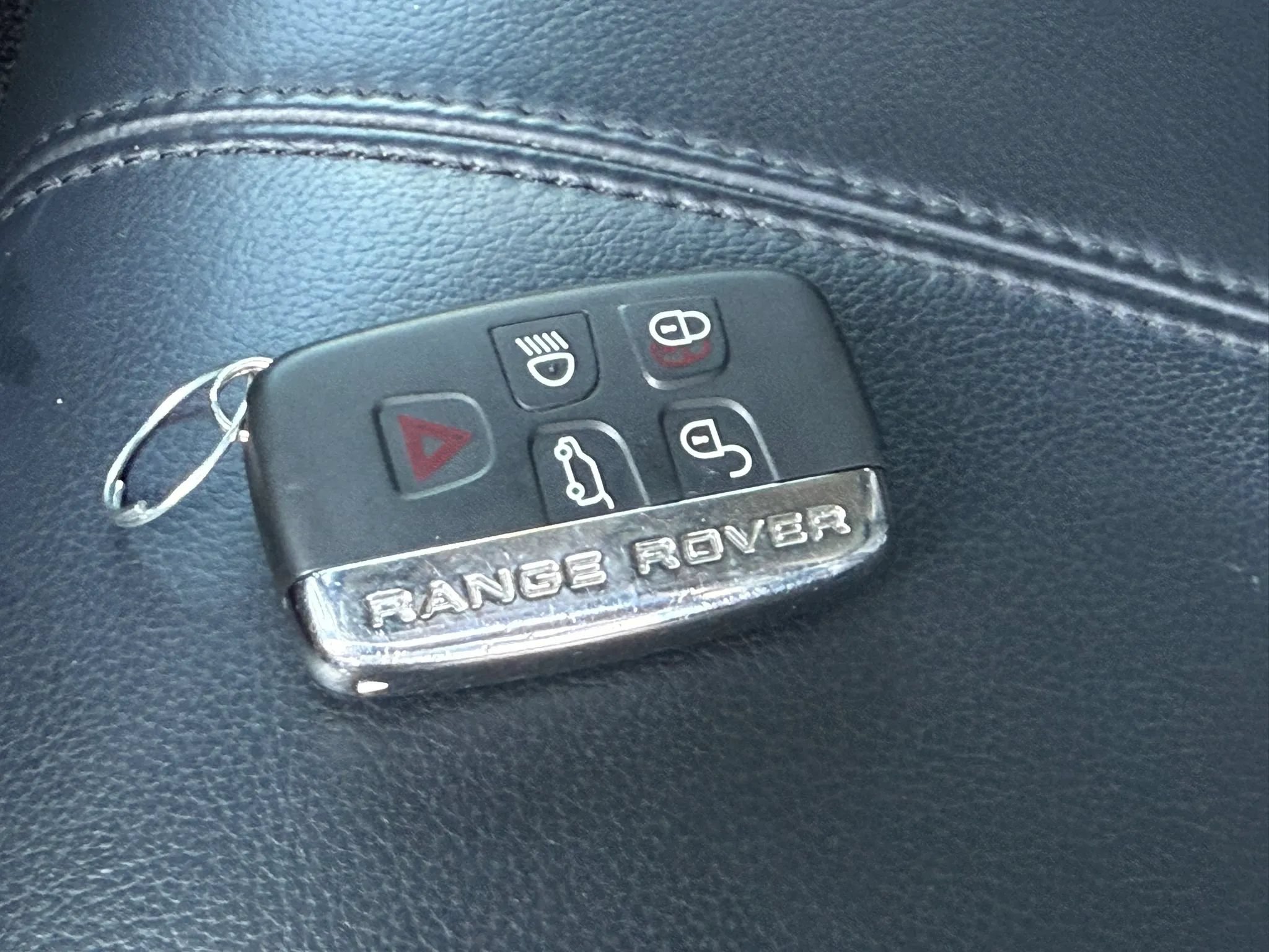 Used 2015 Land Rover Range Rover AWD/4WD image 27