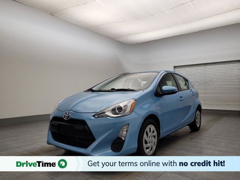 Used 2016 Toyota Prius C Two image 1