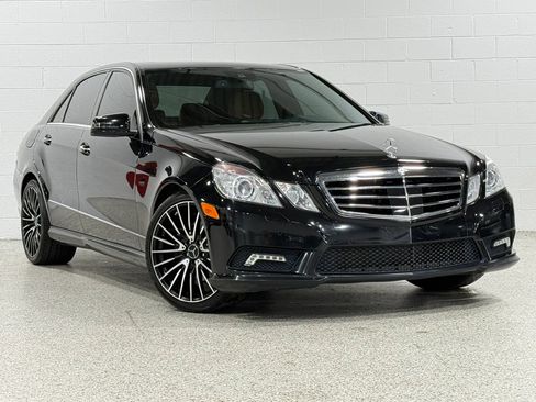 Used 2011 Mercedes-Benz E 350 4MATIC Sedan image 4