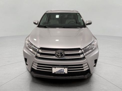 Used 2019 Toyota Highlander Limited Platinum AWD/4WD image 13