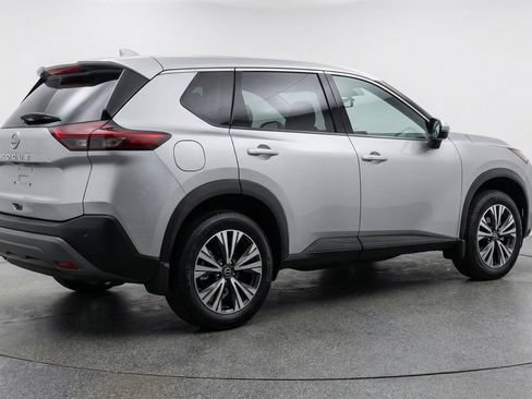 Used 2025 Nissan Rogue SV AWD/4WD image 9