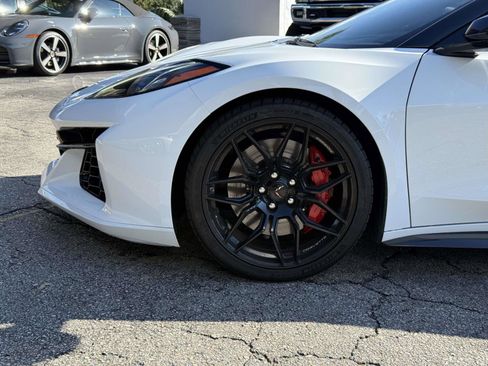 Used 2024 Chevrolet Corvette Z06 w/ Stealth Interior Trim Package image 12