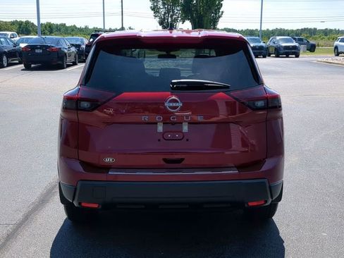 New 2026 Nissan Rogue SV FWD image 4