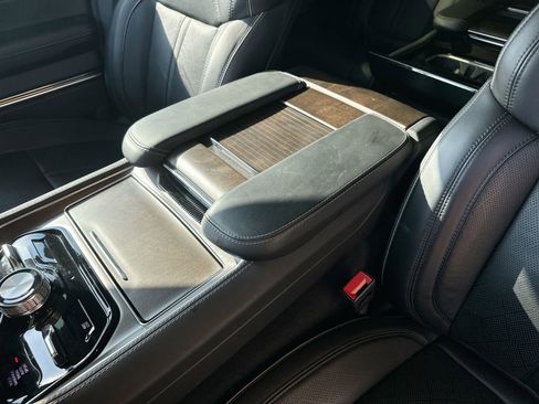 New 2022 Jeep Grand Wagoneer Series II image 21